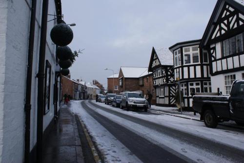 Snow in Hosptial Street